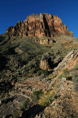 Approaching a drainage below Geikie Peak