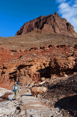 Hiking up Basalt Canyon