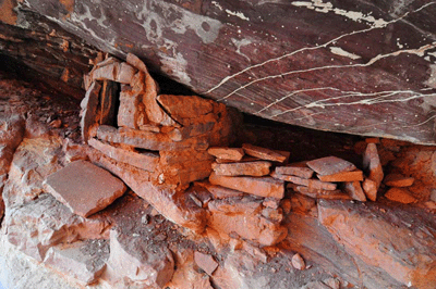 Granary ruins at Stone Creek